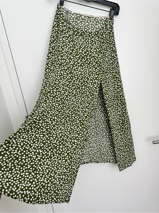 Reformation Dresses & Skirts - Reformation Olive White Polka Dot A-Line Midi Skirt